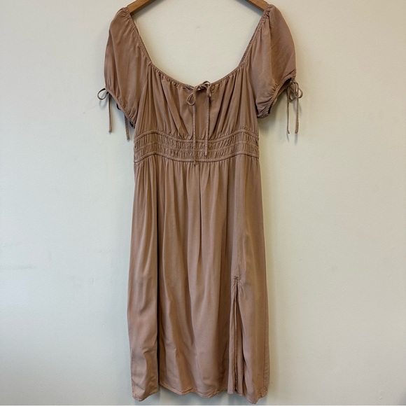 Gilli Dresses & Skirts - Gilli Tan Babydoll Milkmaid Dress